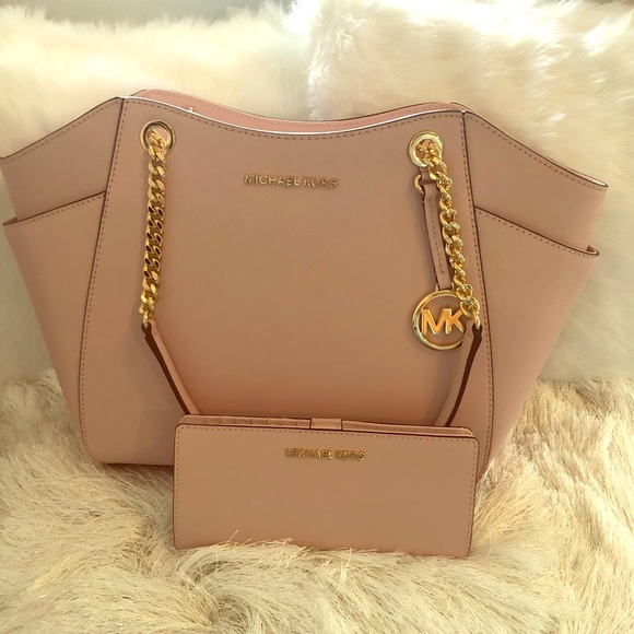 Michael Kors Handbags - Michael Kors purse and wallet